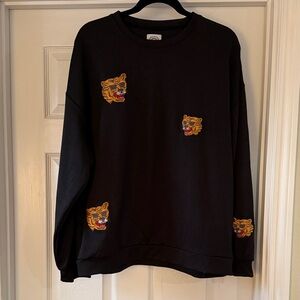 Black Graphic Women’s Long Sleeve Shirt from Japan